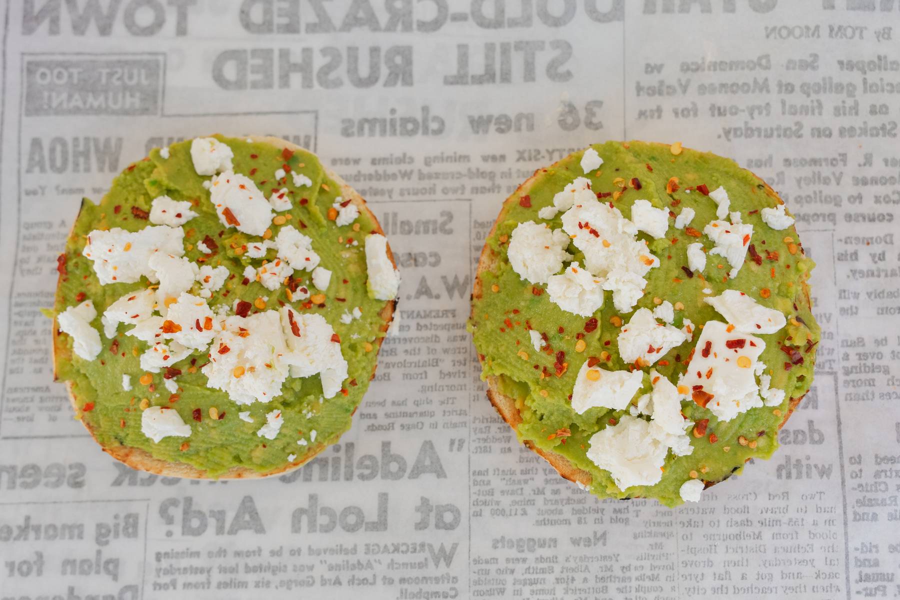 Smashed Avo bagel